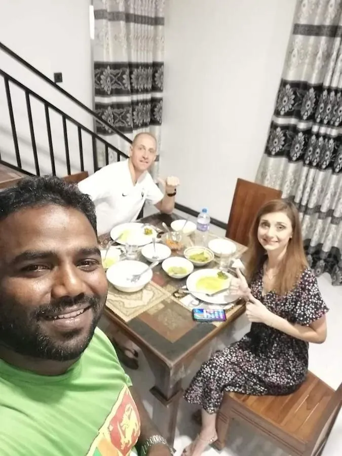Sura Homestay קנדי